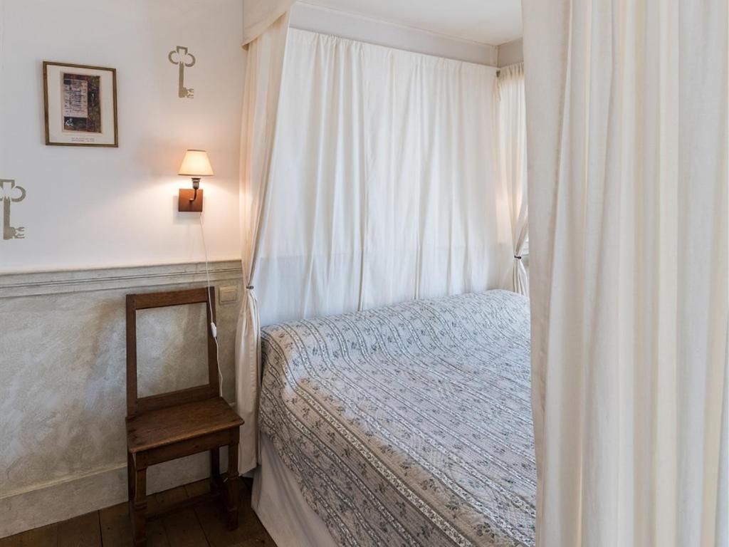 Chateau Des Marcilly Talaru Chalmazel-Jeansagniere Rom bilde
